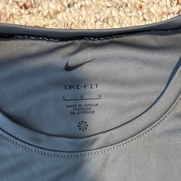 Nike Gray Long Sleeve Performance Tee - Picture 2 of 4